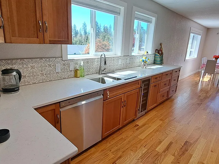 147 Arcadia Dr — Photo 17