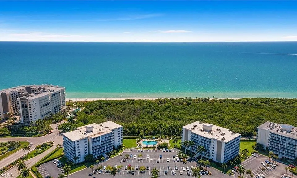 3 Bluebill Ave #207