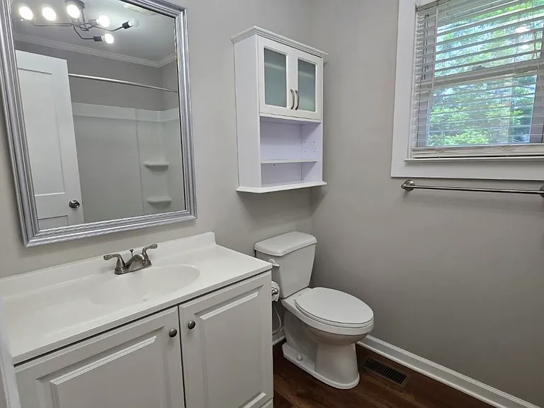 234 Skipper St — Photo 5