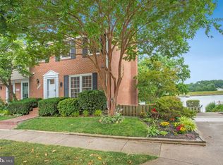 5522 Beaconsfield Ct, Burke, VA 22015