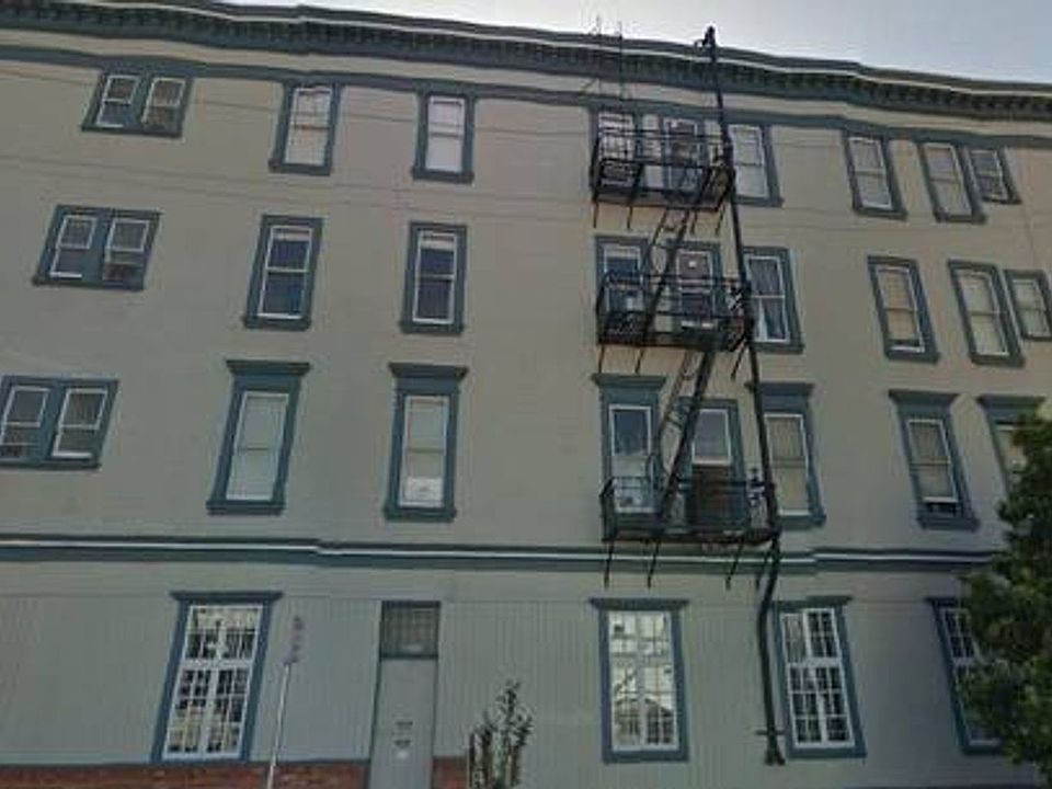 1st image of 711 22nd St APT 9