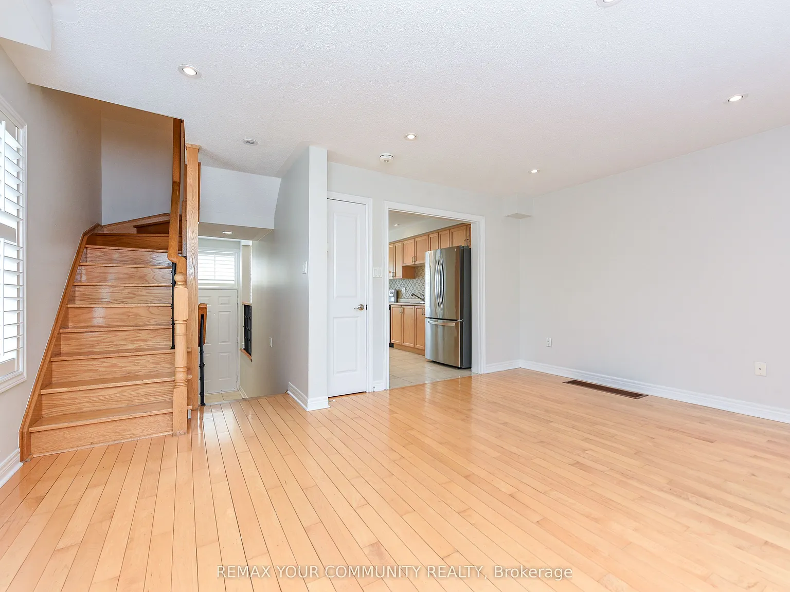 3 bed, $3,400 — Photo 4