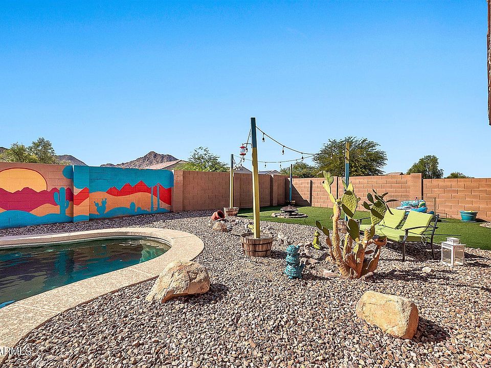1st image of 32854 N QUAIL Avenue