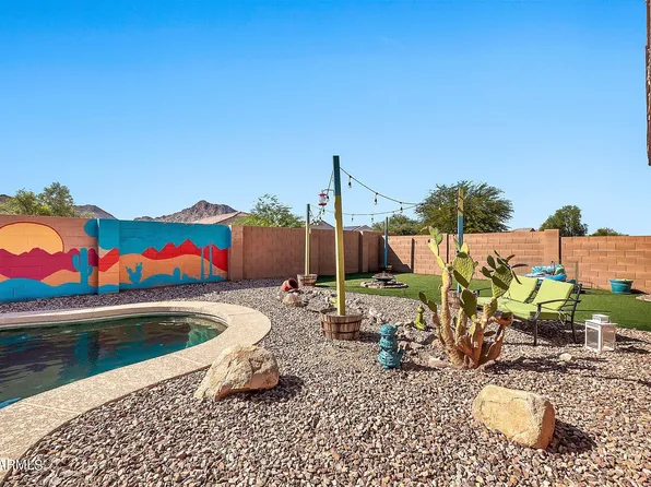 32854 N QUAIL Avenue, San Tan Valley, AZ 85144
