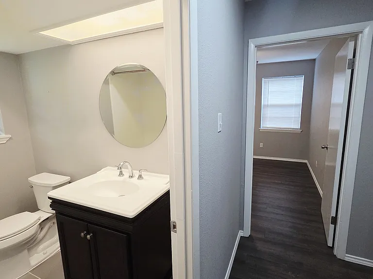 305 Dublin Dr — Photo 11