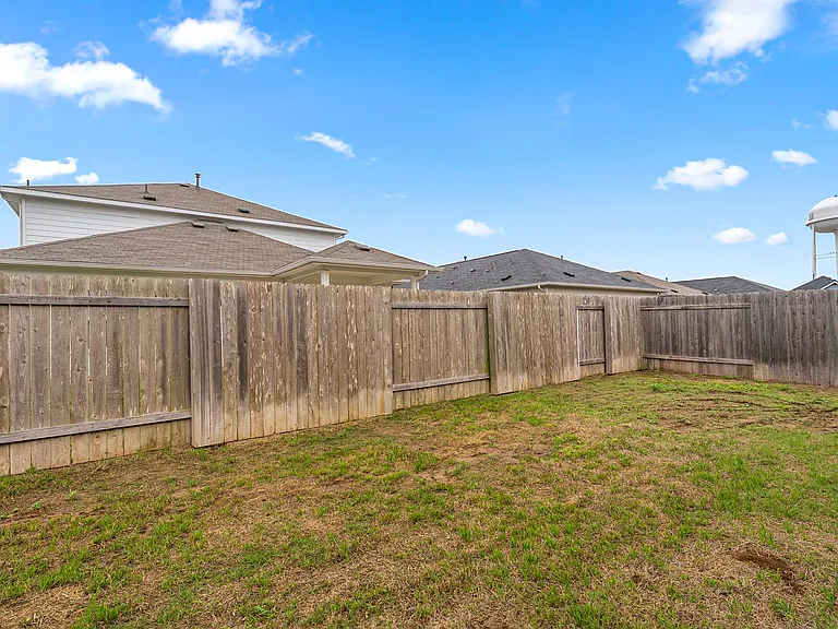 149 Biscayne Dr — Photo 19