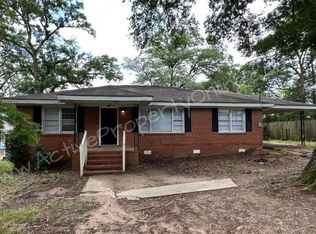 204 Kingsway Dr, Warner Robins, GA 31088