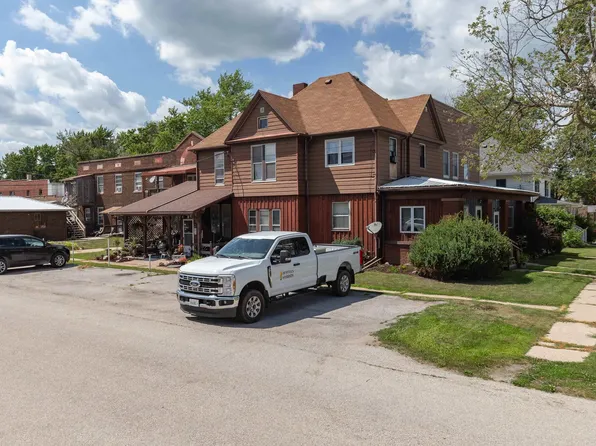 306 W 2nd St, Annawan, IL 61234