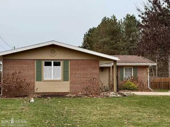 1179 Marion St, Owosso, MI 48867