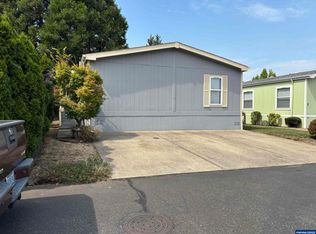 18345 NE Glisan St UNIT 2, Portland, OR 97230