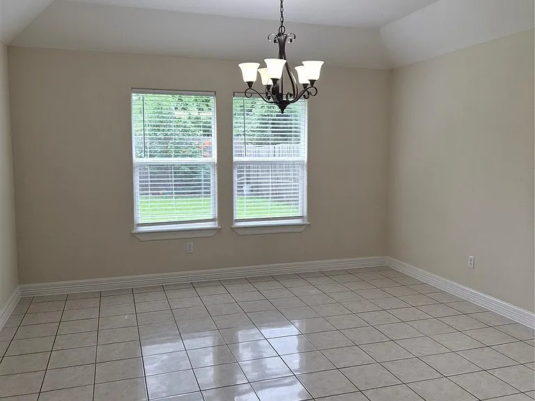 218 Majestic Oak Cir — Photo 5