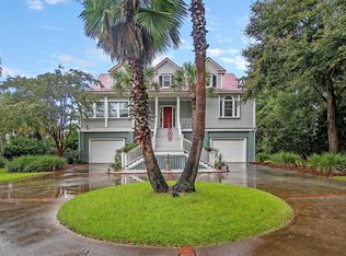 152 6th Ave, Mount Pleasant, SC 29464