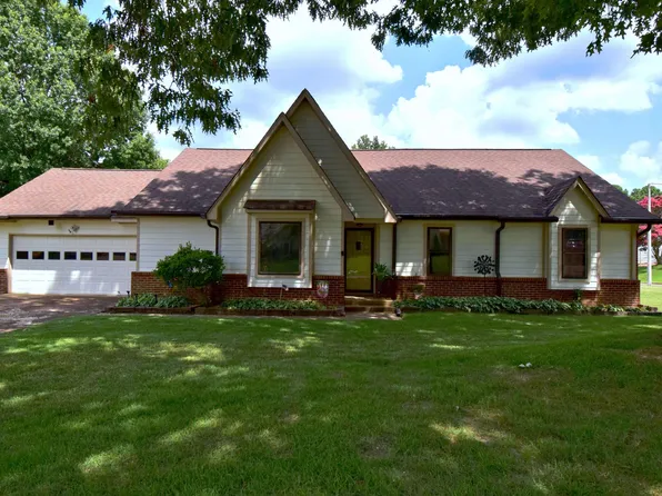 966 Pheasant Hollow Dr, Cordova, TN 38018