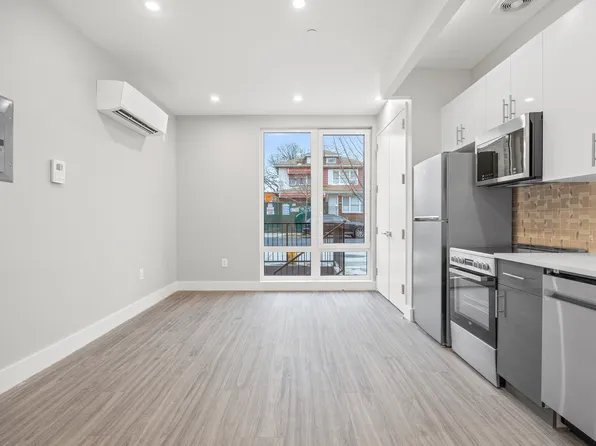 322 East 32nd Street 1A image 6 of 7