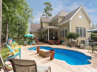 405 N Harrison Place Ln, Fuquay Varina, NC 27526