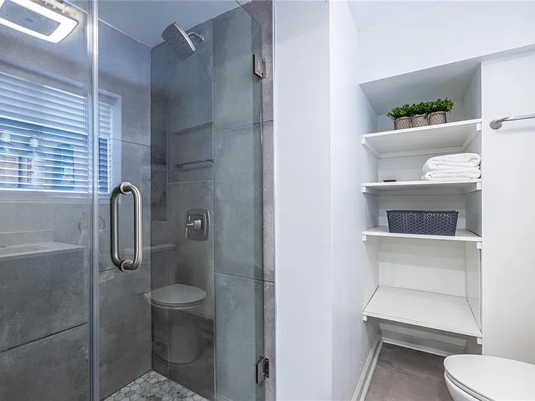 1122 Elaine Dr — Photo 25