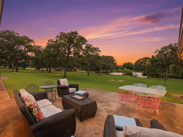 43430 Hickory Dr, Tecumseh, OK 74873