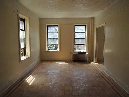 Rented by Lang Realty LLC | media 7