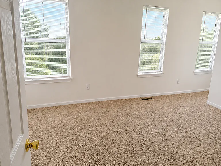 88 Bridge View Dr — Photo 9