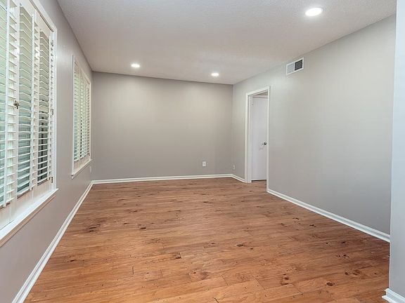 4th image of 873 S Yates Rd APT 1
