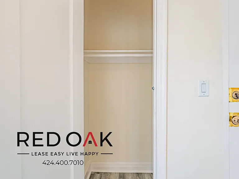 212 Normandie Ave #1 — Photo 5