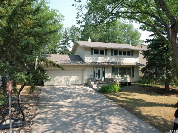 1 Culliton CRESCENT, Regina, SK S4S 4J5