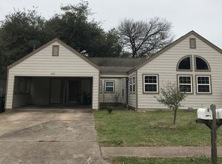 8809 Pineridge Dr #A, Austin, TX 78729