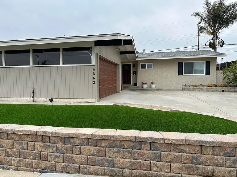 6642 Carthage St — Photo 1