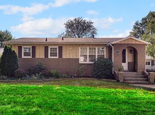 934 N Rensselaer St, Griffith, IN 46319