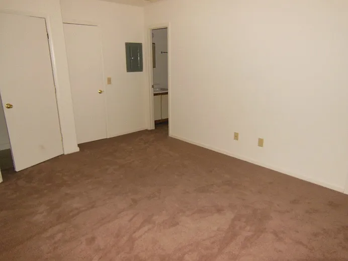 2647 Macgregor Downs Rd #L — Photo 7