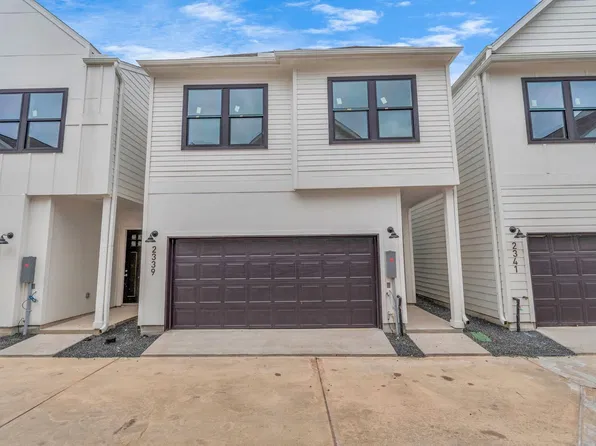 2339 Hoskins Dr, Houston, TX 77080