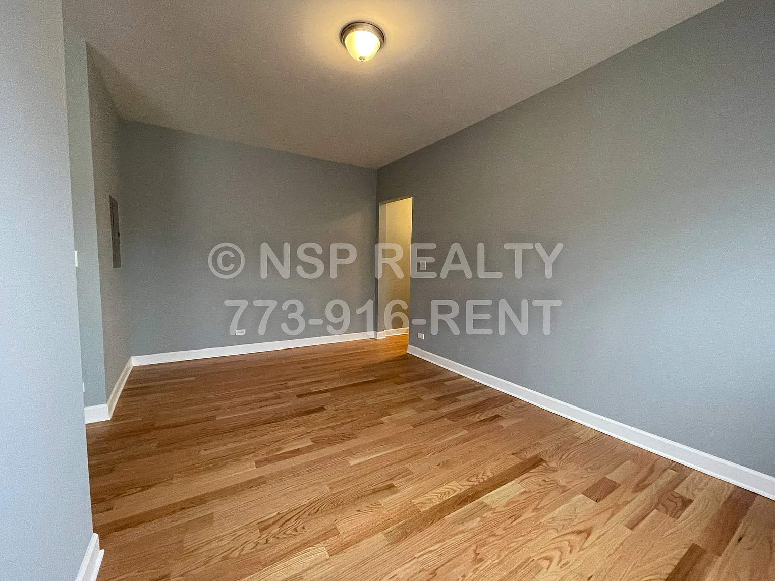2 bed, 900 sqft, $2,050 — Photo 1