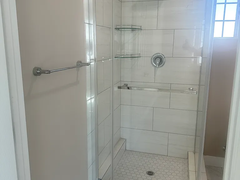 24047 Gilmore St #24049 — Photo 4
