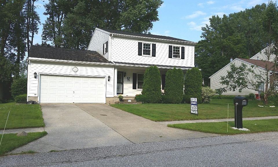 1st image of 715 Harmony Dr