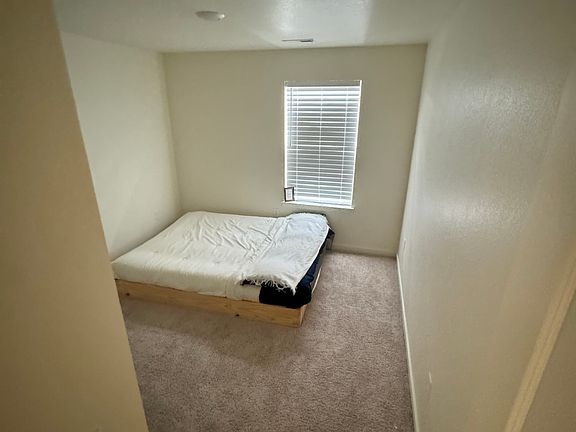 4th image of 27604 E 1st Pl