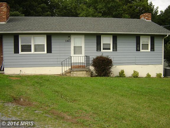 2nd image of 161 Bay Ct