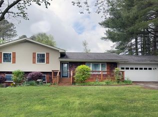 5613 Edgmon Rd, Ooltewah, TN 37363