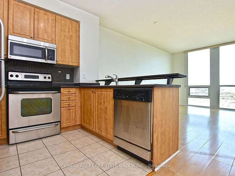 220 Burnhamthorpe Rd W #2201 — Photo 3