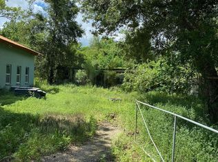 5818 Kincer Rd, Damon, TX 77430