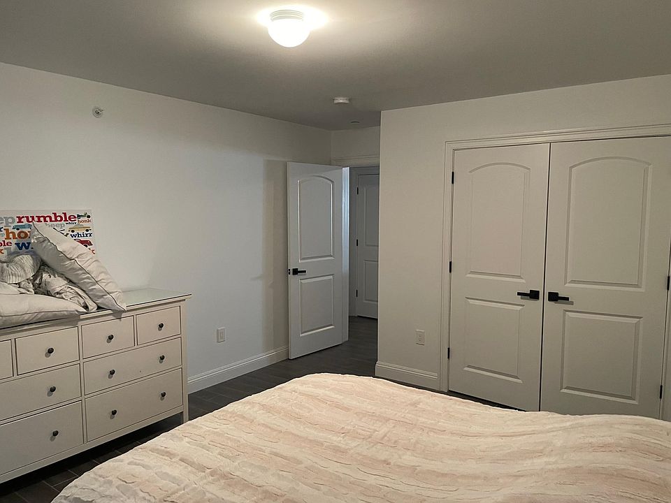 1st image of 101 Manee Ave #B