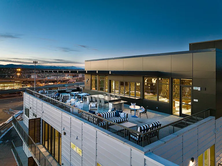 Sky Lounge