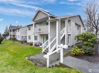 1001 W Casino Rd APT C202, Everett, WA 98204