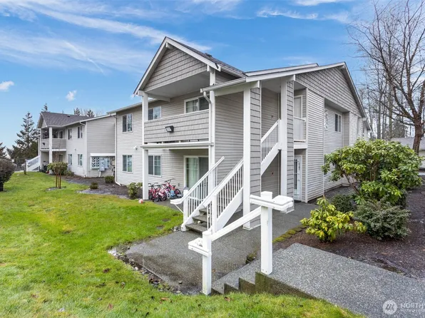 1001 W Casino Road #C202, Everett, WA 98204