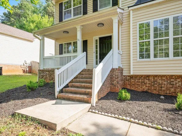 121 River Hills Dr, Clayton, NC 27527