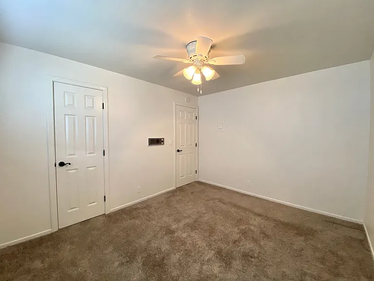 393 Magnolia Ave — Photo 5