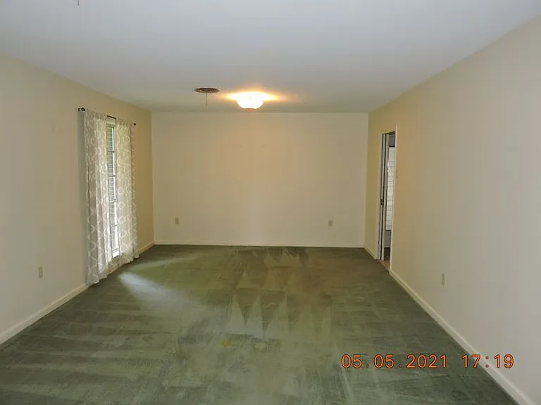 1287 Rodney Dr — Photo 12