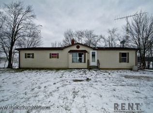 180 Emerald Rd SW, Carrollton, OH 44615