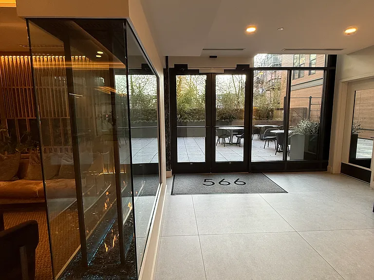 566 Columbus Ave #407 — Photo 18