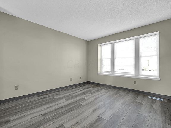 4th image of 759 Cap Ln #18-C