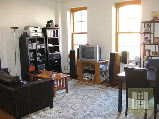 Rented by Halstead Real Estate | media 27